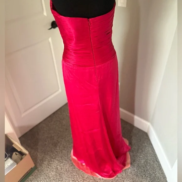 Paris by Mori Lee Strapless Fuchsia Pink Gown Floral Embroidery & Gems SZ 8 NEW